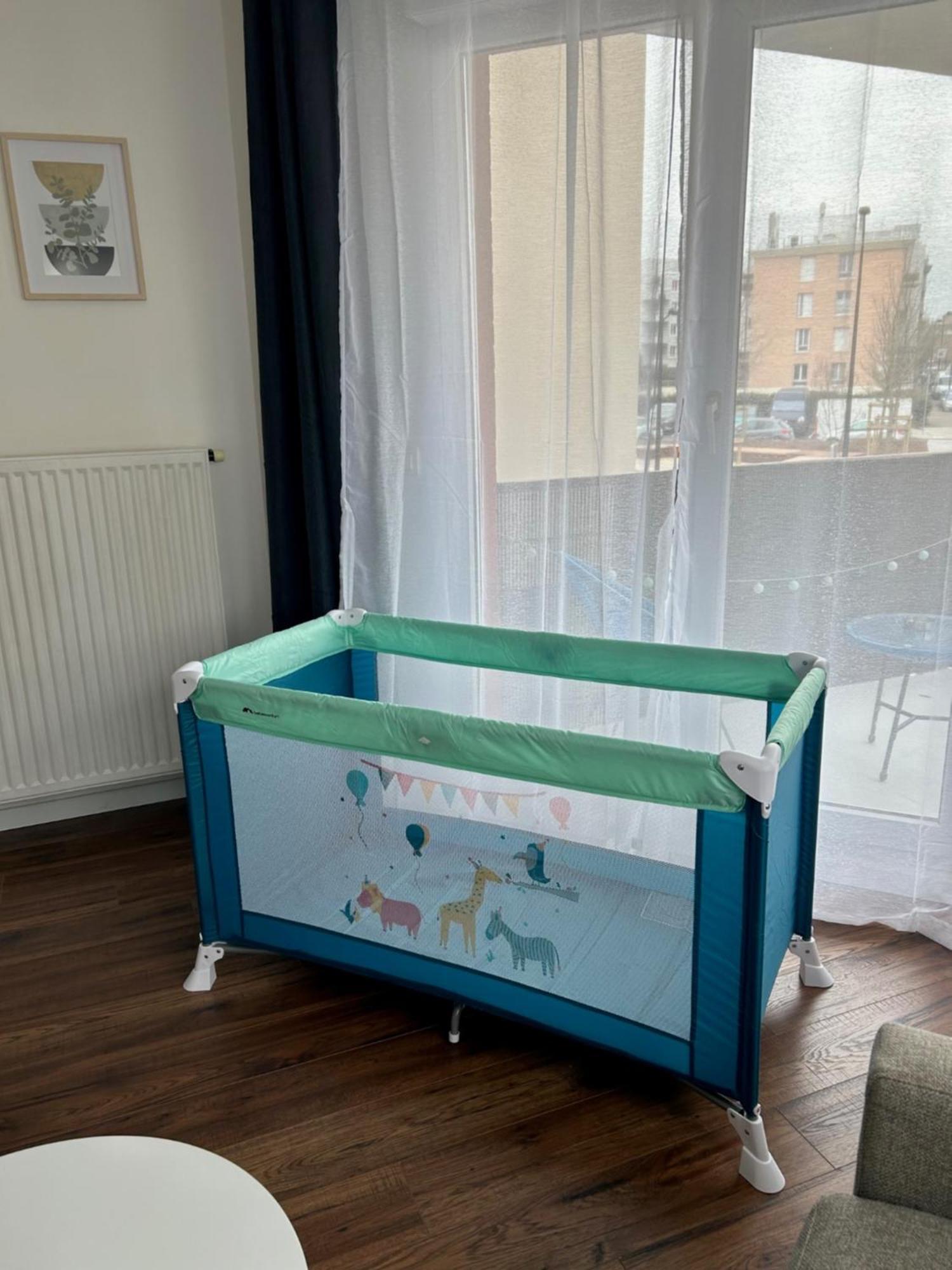 Appartement Cosy Et Calme Elancourt Eksteriør billede